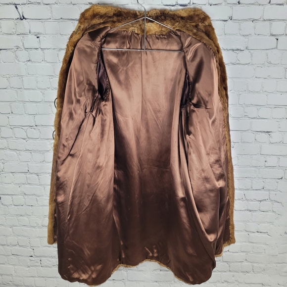 VINTAGE | fur button up fully lined coat - Picture 3 of 5